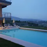 Annachiara Costermano sul Garda