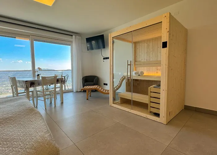 Annachiara Aparthotel 4*