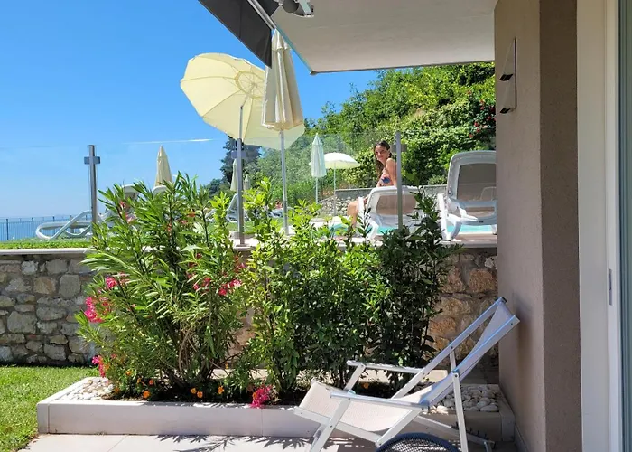 Annachiara 4* Костермано