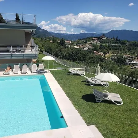 Apartahotel Annachiara 4*