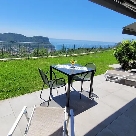 Annachiara Aparthotel